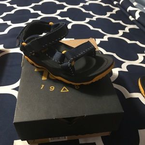 Toddler Teva sandals